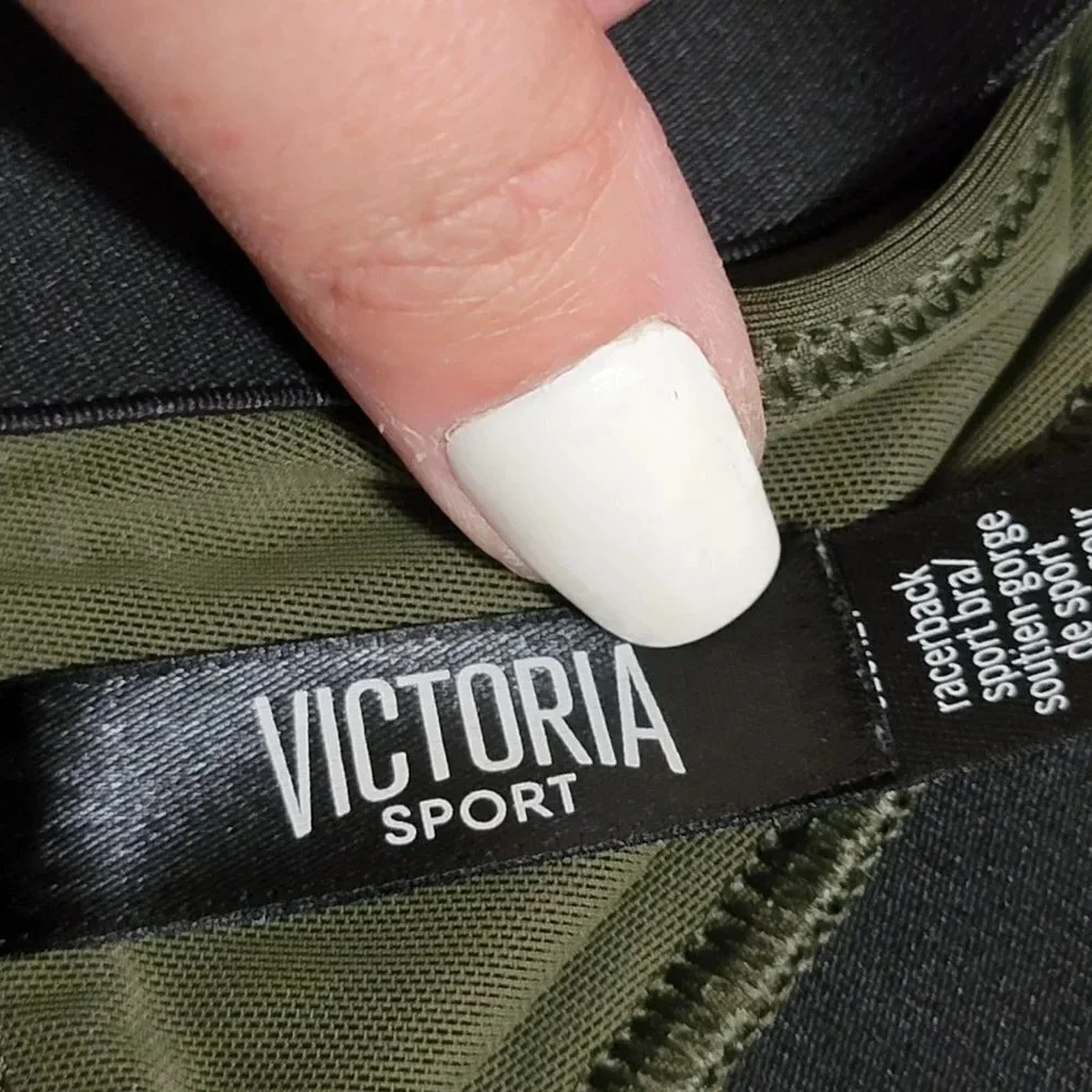 Victorias Secret VSX Womens Medium The Player Racerback Sport Yoga Bra Running‎
